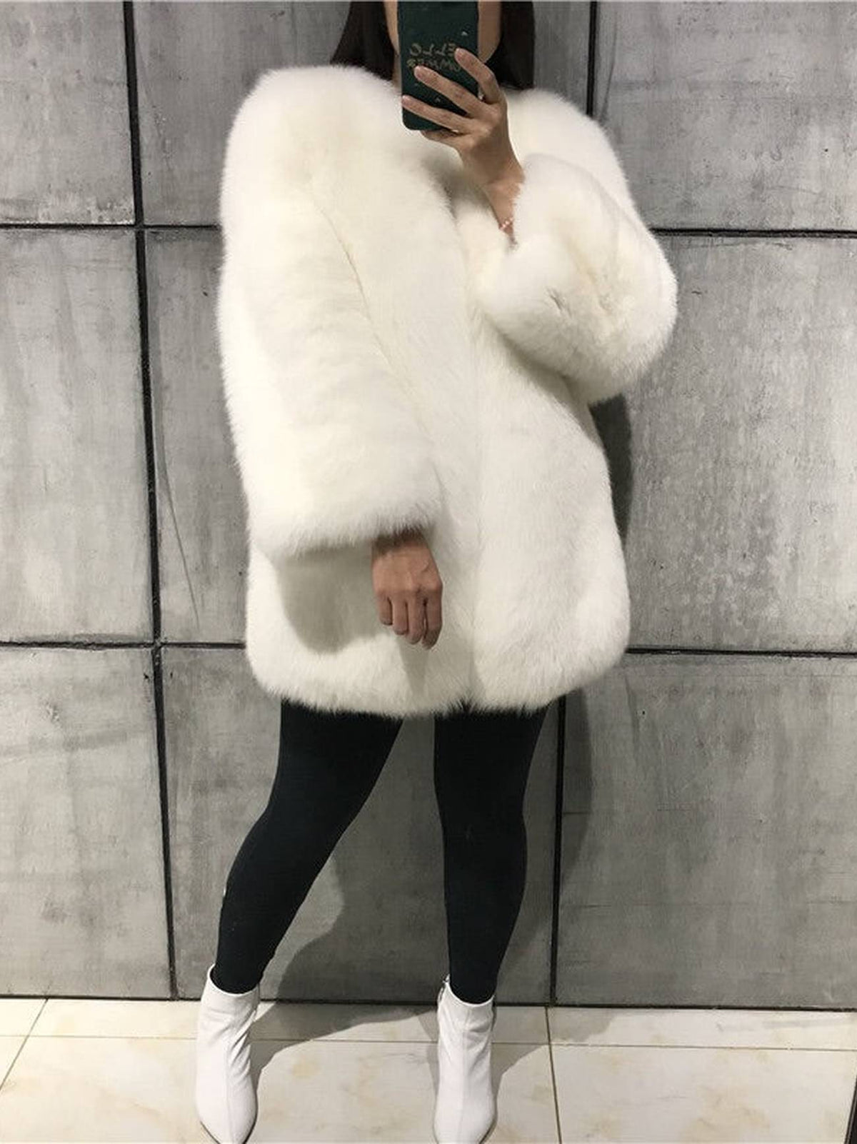FREYA Fox Fur Coat White